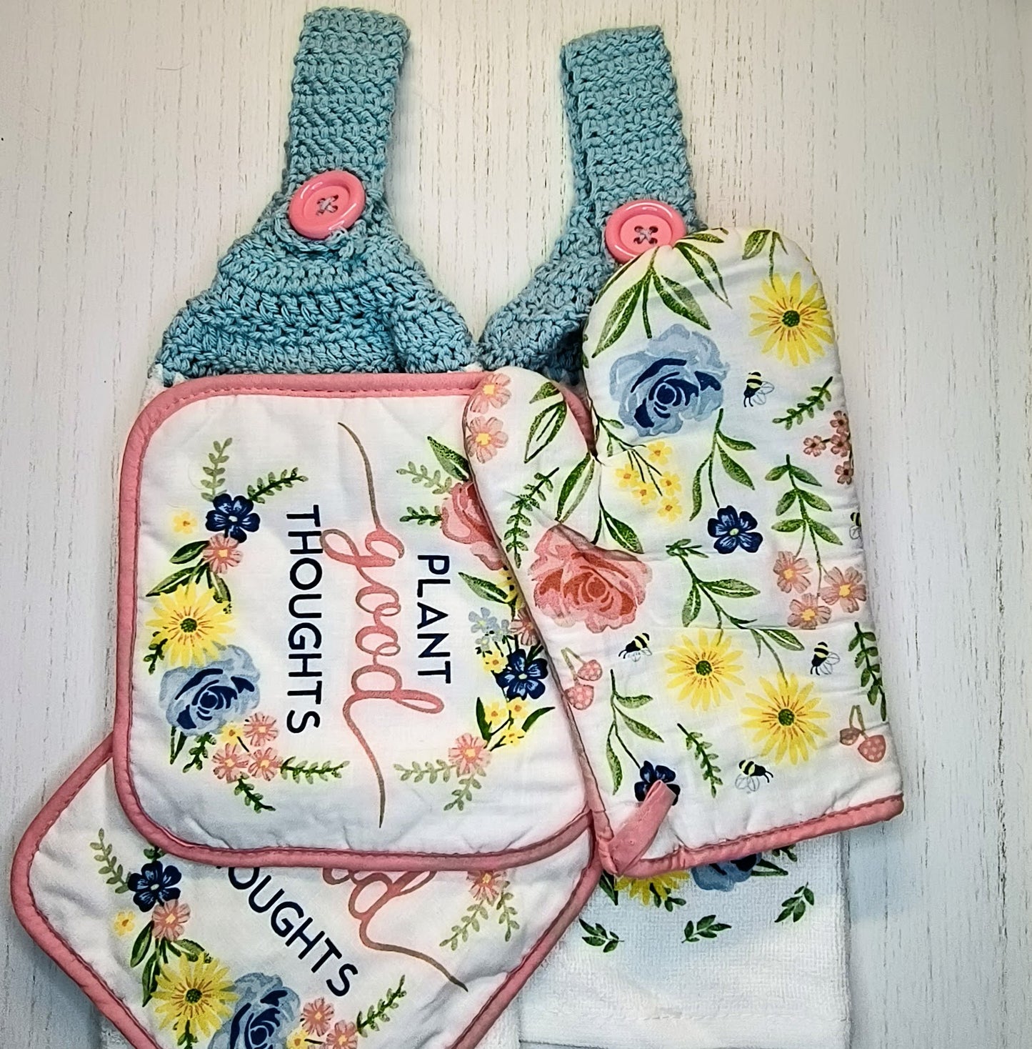 Crochet Top Plant Good Thoughts Floral  Hanging Dish Towels with Potholders & Oven Mitt Set