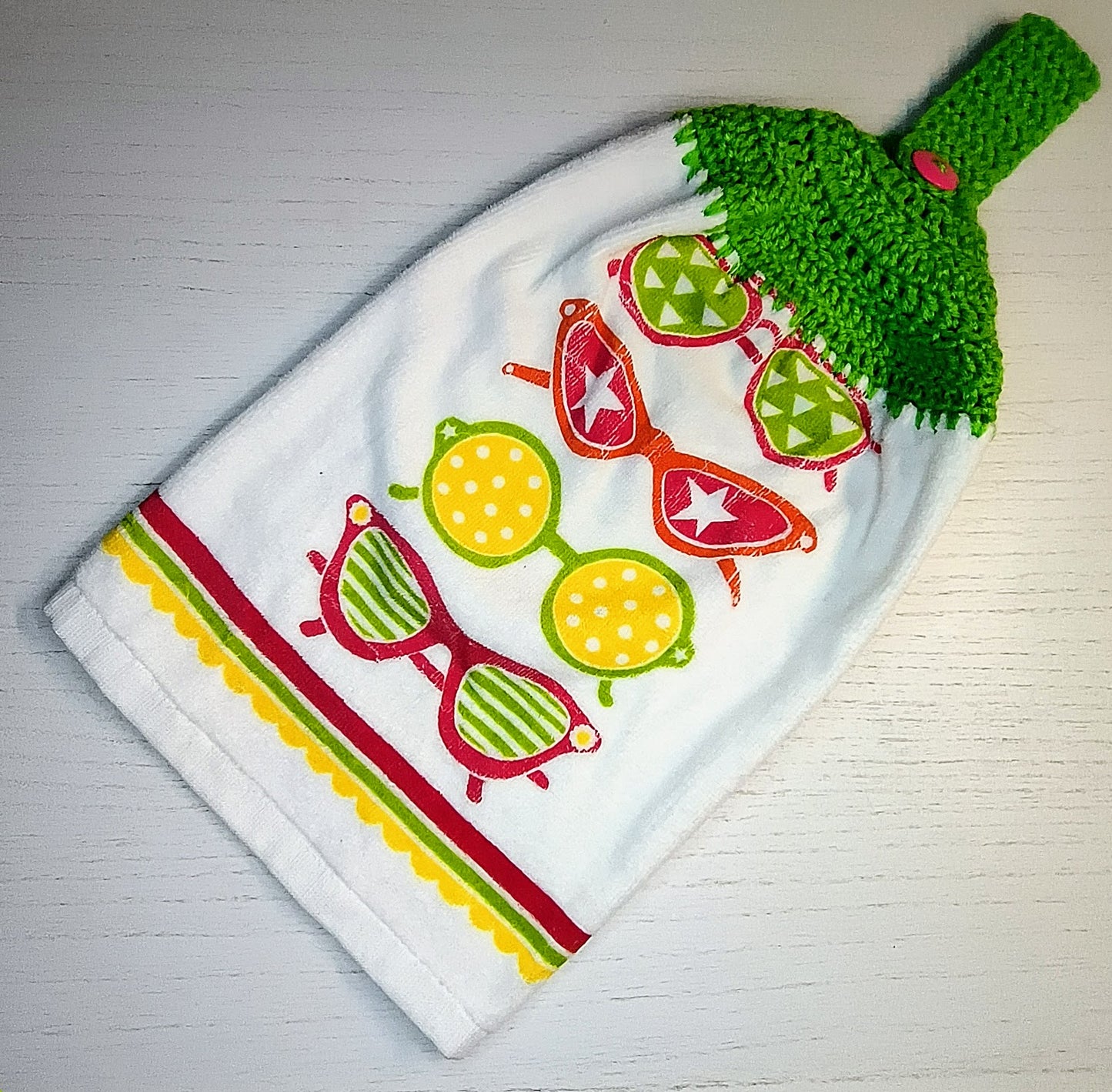 Crochet Top Sunglasses Hanging Kitchen Towel