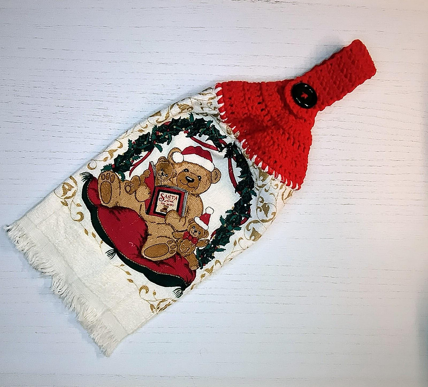 Crochet Top Vintage Bear & Cubs Christmas Hanging Dish Towel