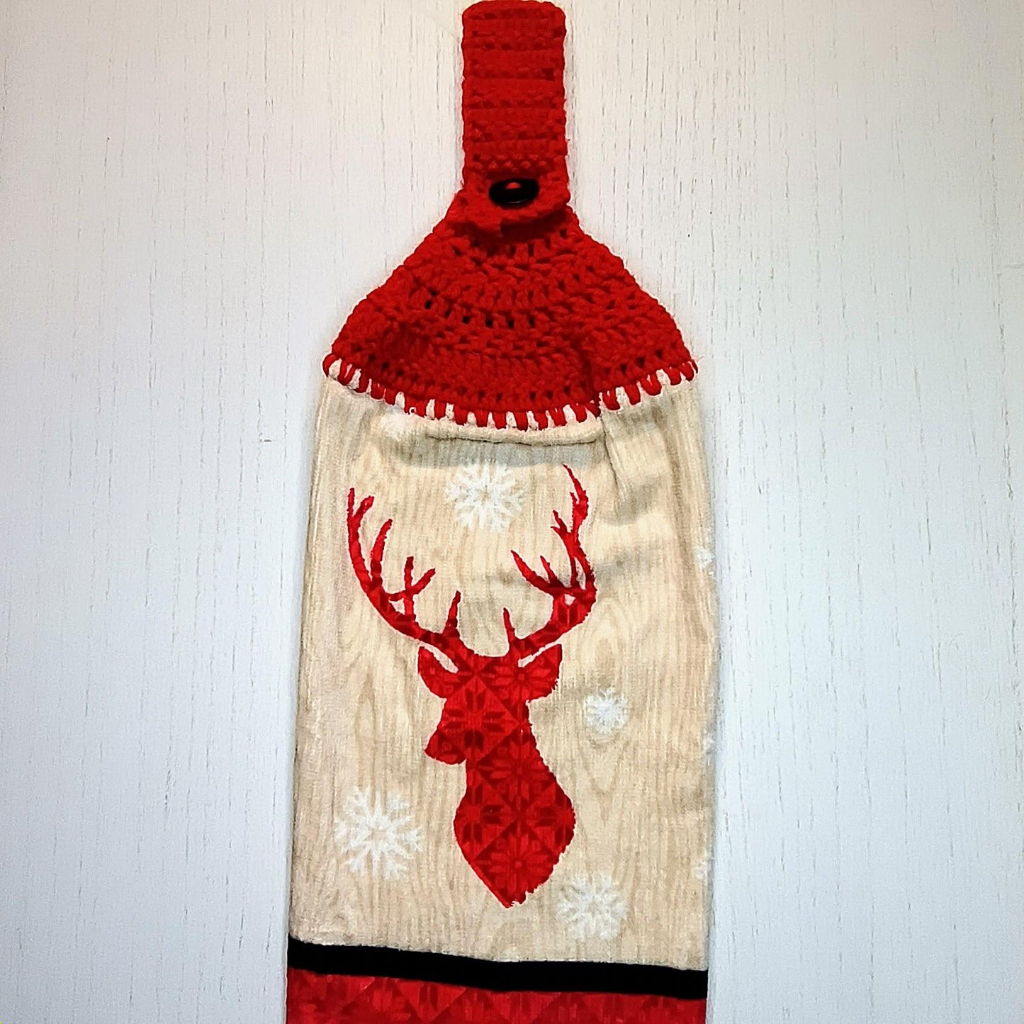 Festive Reindeer Crochet Hanging Towel - 100% Cotton Kitchen Decor - Teacher Gift - RV Accessory - Durable & Absorbent