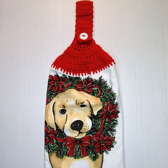 Crochet Top Golden Retriever Christmas Wreath Hanging Dish Towel